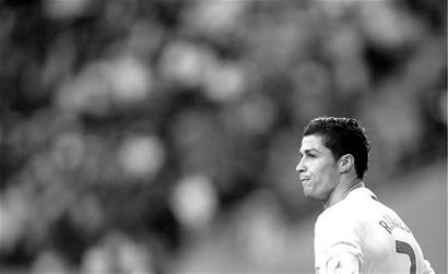 人怀疑他的 人怀疑他的