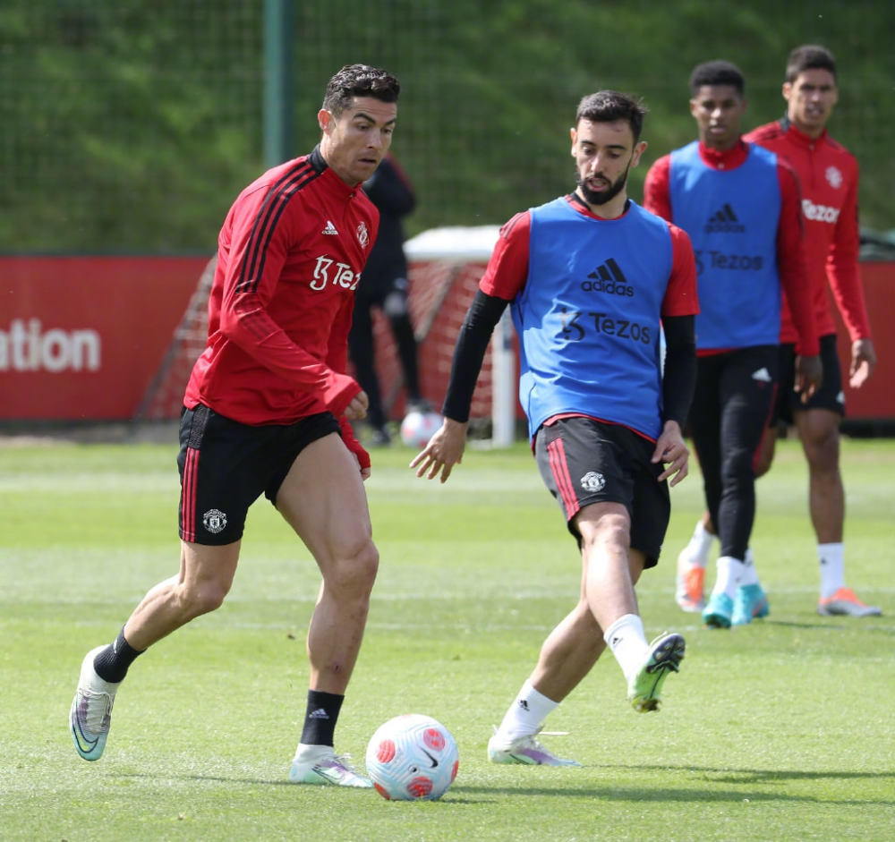 场比赛中 场比赛中