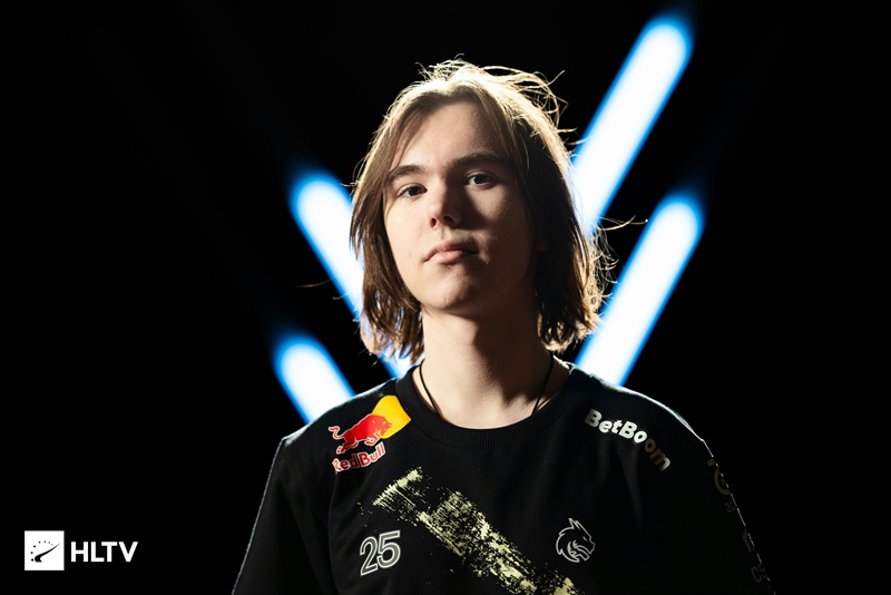 光明乳业长 光明乳业长